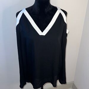 INC International Concepts cold shoulder V-neck black white top blouse Sz L